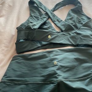 Spiritual Gangster 🕉️ M sports bra and pants